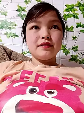 XoiXoi232 online show from April 13, 2:32 pm