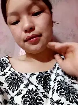 XoiXoi232 online show from September 10, 11:04 pm