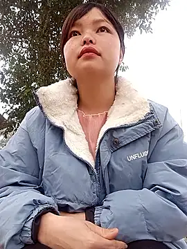 XoiXoi232 online show from January 14, 1:09 am