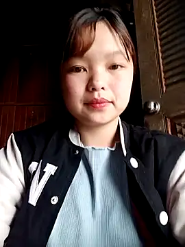 XoiXoi232 online show from November 10, 3:22 am