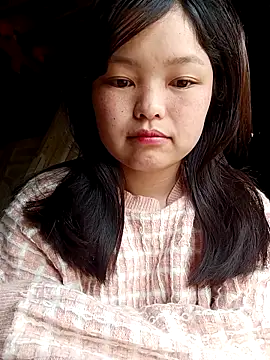 XoiXoi232 online show from April 1, 2:02 am