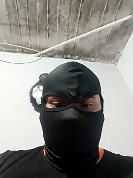 Snapshot of Tixele chatting on November 16, 7:13 am Tixele online show from November 16, 7:13 am