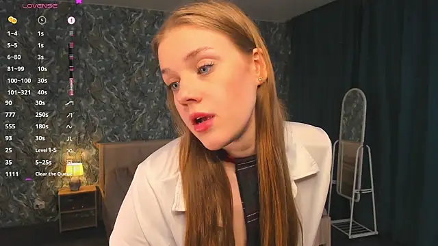 OdellaFrake online show from April 13, 7:40 pm