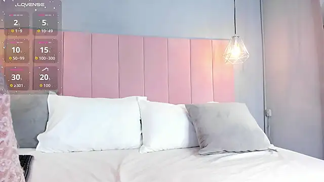 Cloe Black online show from November 1, 4:41 am