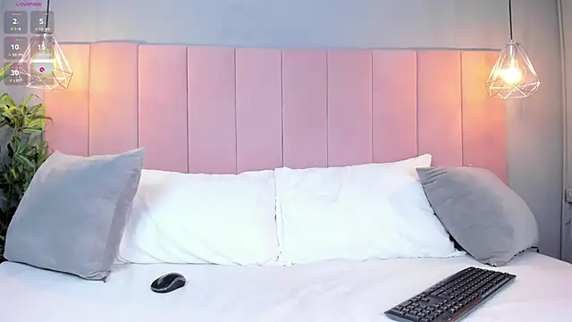 Cloe Black online show from September 10, 4:55 am