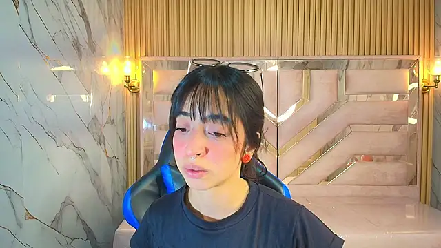 zoe r  online show from October 5, 3:08 am