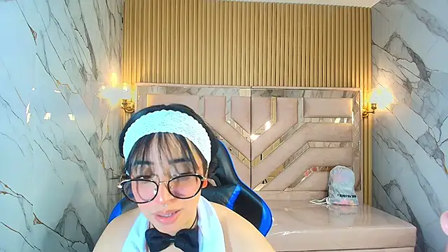 zoe r  online show from November 27, 3:18 am