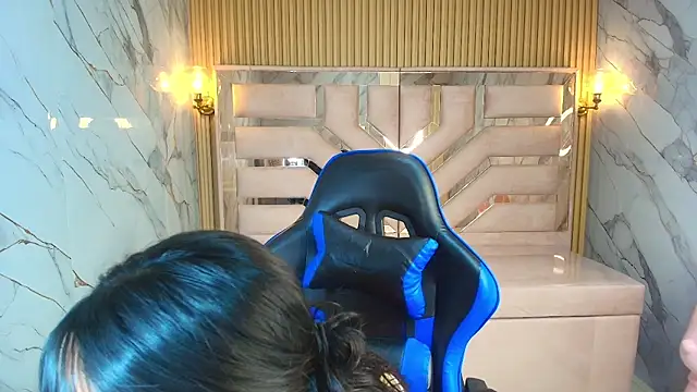 zoe r  online show from November 28, 3:17 am