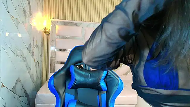 zoe r  online show from October 21, 3:17 am