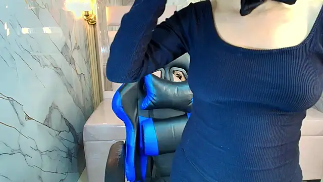 zoe r  online show from October 23, 3:27 am