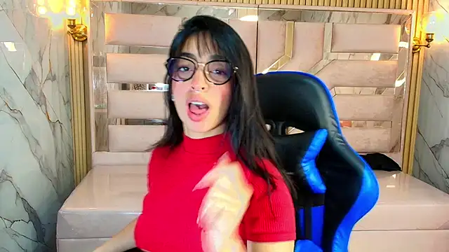 zoe r  online show from September 18, 3:09 am