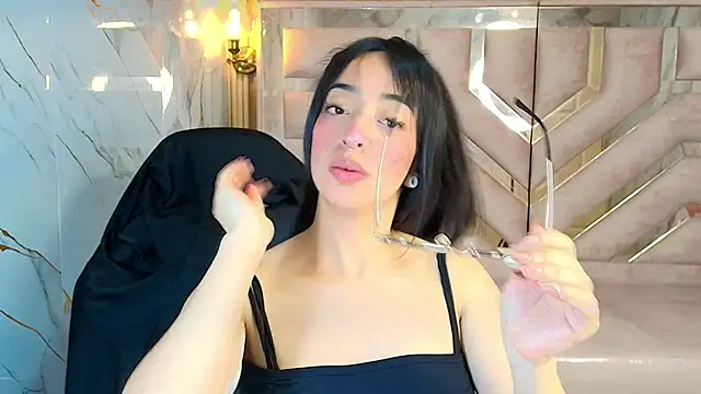 zoe r  online show from September 13, 3:17 am