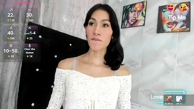 Snapshot of samara_novice18 chatting on July 7, 7:50 pm samara novice18 online show from July 7, 7:50 pm
