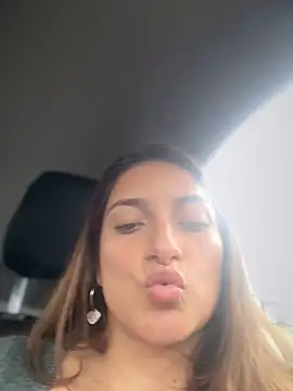 Snapshot of Jessysammy chatting on June 16, 6:19 pm Jessysammy online show from June 16, 6:19 pm