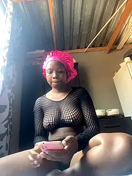 Snapshot of bluey26 chatting on October 16, 9:39 am bluey26 online show from October 16, 9:39 am