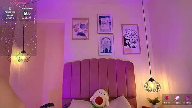 Isabelgh  online show from September 9, 3:38 am