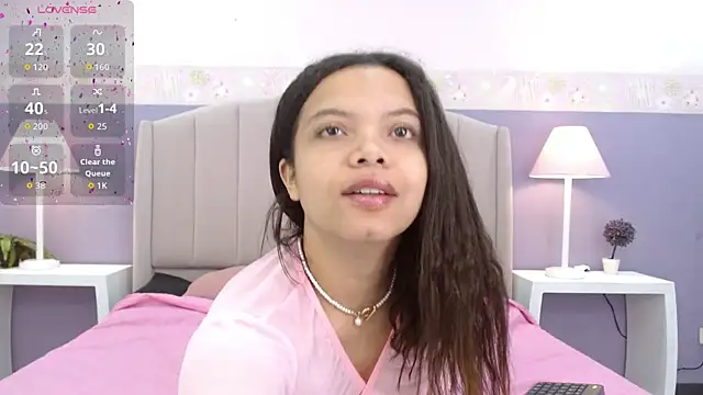 Snapshot of Isabelgh_ chatting on June 24, 7:33 pm Isabelgh online show from June 24, 7:33 pm