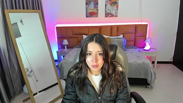 Catti Brie online show from April 17, 11:24 am