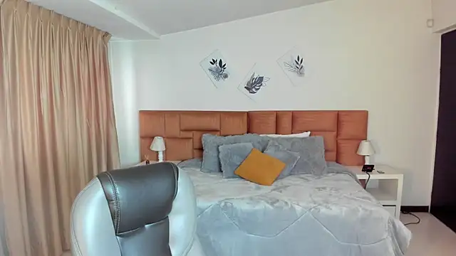 Catti Brie online show from September 17, 11:34 am