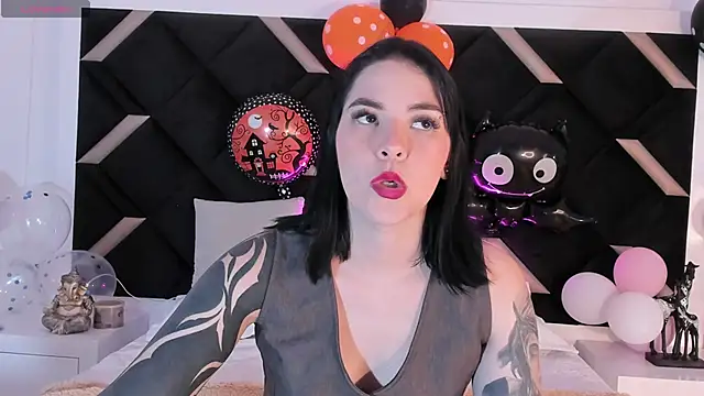 kate cass online show from October 26, 3:29 am