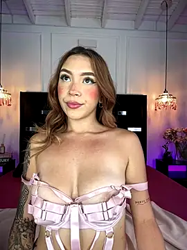 Snapshot of AmberAngelXXX chatting on September 17, 9:39 pm AmberAngelXXX online show from September 17, 9:39 pm