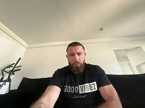 biggdickbandit92 online show from March 9, 5:49 pm
