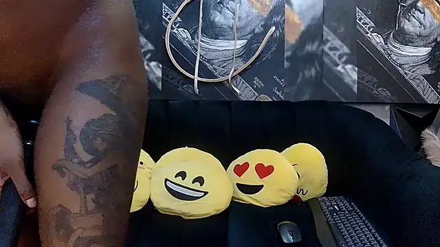 Lilmisbaddyxxx online show from March 17, 4:15 am