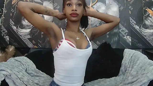 Lilmisbaddyxxx online show from May 6, 6:01 pm