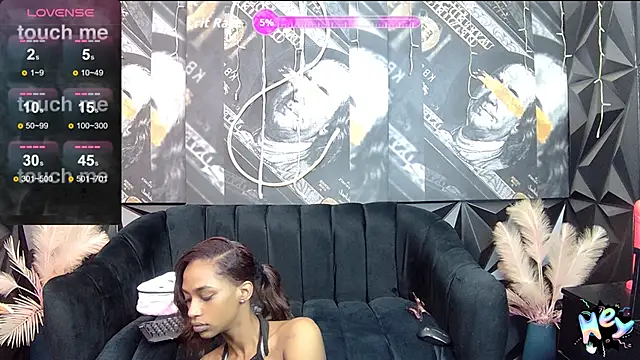 Snapshot of Lilmisbaddyxxx chatting on November 5, 4:54 pm Lilmisbaddyxxx online show from November 5, 4:54 pm