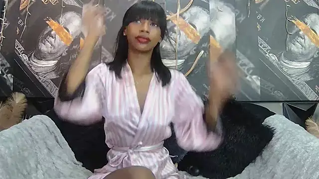 Lilmisbaddyxxx online show from April 10, 6:37 pm