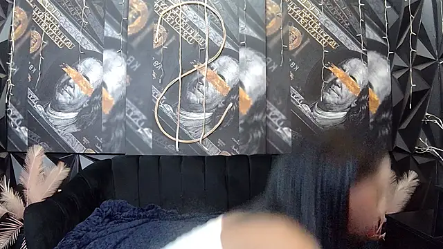 Snapshot of Lilmisbaddyxxx chatting on November 23, 7:13 pm Lilmisbaddyxxx online show from November 23, 7:13 pm