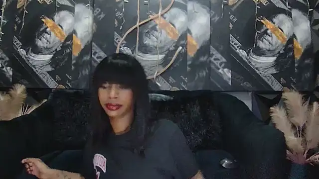 Lilmisbaddyxxx online show from March 31, 4:09 pm