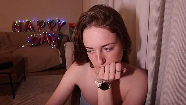 Snapshot of Tanywish chatting on November 8, 10:13 pm Tanywish online show from November 8, 10:13 pm