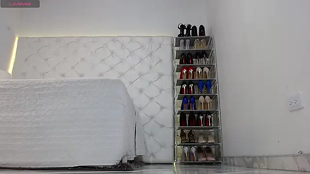 yury m2  online show from April 14, 6:29 am