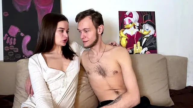 Snapshot of Petal_Couple chatting on November 3, 2:20 pm Petal Couple online show from November 3, 2:20 pm