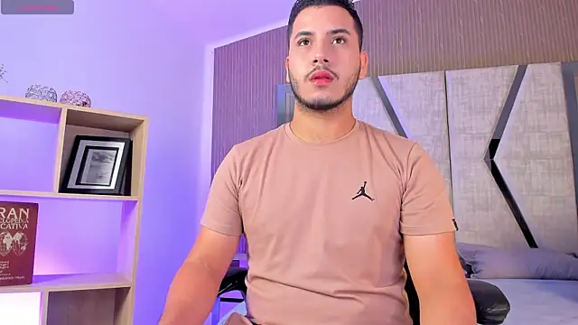 Axel grey  online show from April 12, 12:30 pm