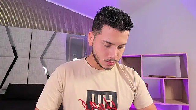 Axel grey  online show from February 12, 1:00 pm