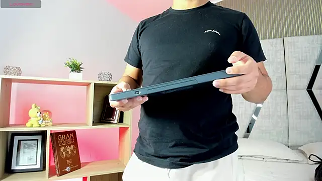 Axel grey  online show from April 4, 12:45 pm