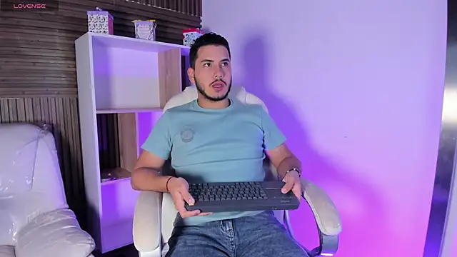 Axel grey  online show from October 11, 12:17 pm