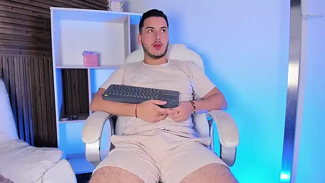 Axel grey  online show from October 29, 12:26 pm