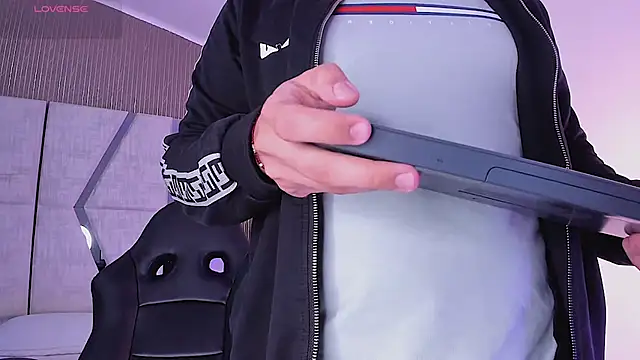 Axel grey  online show from January 17, 12:42 pm