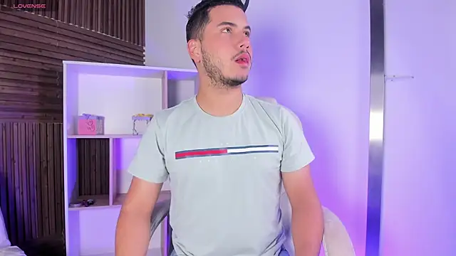 Axel grey  online show from November 6, 12:20 pm