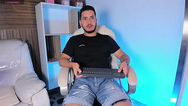 Axel grey  online show from October 8, 12:17 pm