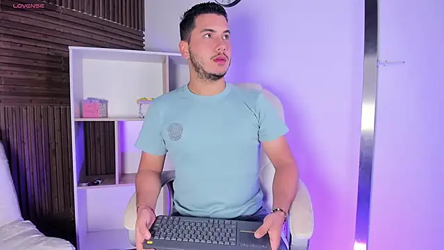 Axel grey  online show from November 8, 12:20 pm