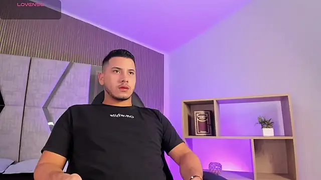 Axel grey  online show from February 21, 12:40 pm