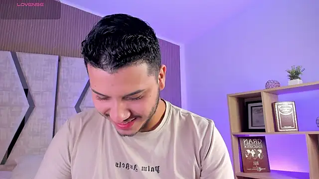 Axel grey  online show from April 18, 12:40 pm