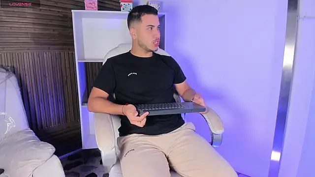 Axel grey  online show from November 14, 12:20 pm