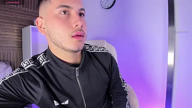 Axel grey  online show from October 17, 12:18 pm