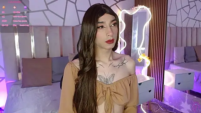 CYRUS TAY online show from March 6, 4:24 pm