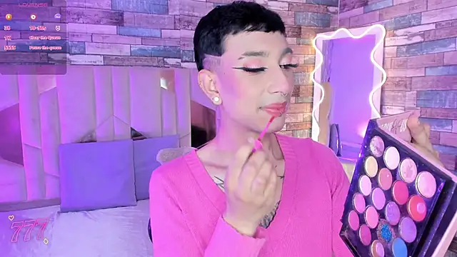 CYRUS TAY online show from June 16, 12:05 pm